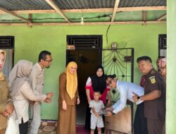 Puskesmas Buay Pemaca Pembagian PMT Lokal ke Warga