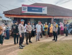 Monitoring Penyaluran BLTS Kesra di Kantor Pos, Polsek Kasui Gencar Sosialisasi Layanan 110