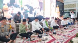 Ribuan Warga OKU Selatan Hadiri Tausiyah UAS di Masjid Agung Al-Muhtadin