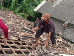 Angin Puting Beliung Porak Porandakan Desa Legundi, 32 Rumah di Dusun 01 Rusak