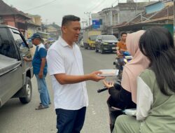 Sat Intelkam Polres OKU Selatan dan GP Ansor Banser Berbagi 125 Paket Takjil di Simpang Sender
