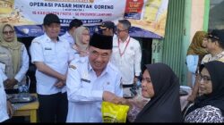 Bupati Tanggamus Tinjau Pelaksanaan Operasi Pasar Minyakita di Pasar Kotaagung 