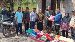 Bantuan Korban Kebakaran di Desa Tanjung Raya, Dinsos OKUS Salurkan Kebutuhan Pokok