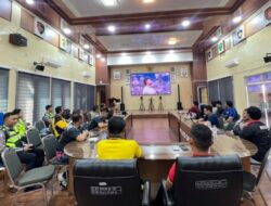Bersama Insan Media dan Masyarakat, Kapolres OKUS Nobar Piala Dunia