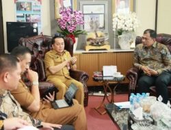 Perkuat Koordinasi Pusat, Bupati OKUS Bahas Infrastruktur dan Keuangan Daerah Dengan Dirjen Keuangan