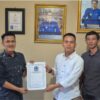 Ketua ASPEKINDO Lampung Serahkan SK DPK Lampung Tengah ke Angga Irawan