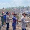Sinergi Cegah Karhutla, Polres, TNI, dan Pemkab Way Kanan Padamkan Titik Api di Tanjung Sari
