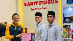 Wakil Rektor Inisma Salurkan Beasiswa Gratis untuk Santri Berprestasi di OKU Selatan