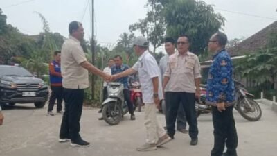 Bupati OKUS Sambangi Keluarga Korban Kebakaran di Warkuk Ranau Selatan