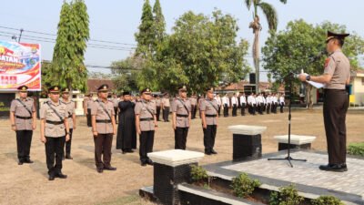 Polres Way Kanan Menggelar Upacara Sertijab, Rotasi Enam Perwira